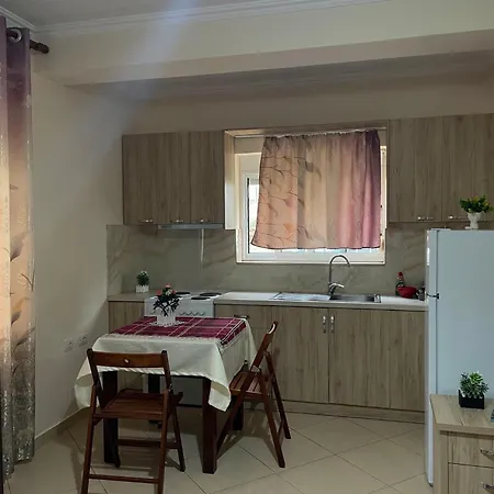 Taverna Laberia 1 Apartment
